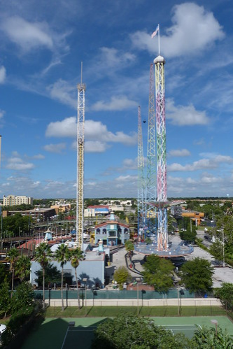 Upper view of the Gator Golf Adventure Park / Flickr / Looizfilho
Link: https://flickr.com/photos/looiz_flickr/12555123503/