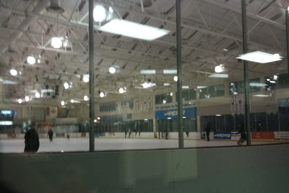 Interior of RDV Sportsplex Ice Den / Flickr / David J. Hinson
Link: https://flic.kr/p/7kfauP