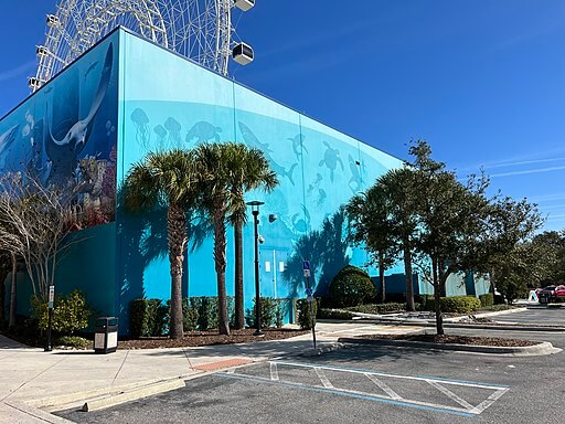 Sea Life Orlando Aquarium / Wikimedia Commons / Benoit Prieur

Link: https://commons.wikimedia.org/wiki/File:SEA_LIFE_Orlando_Aquarium_en_f%C3%A9vrier_2022.JPG