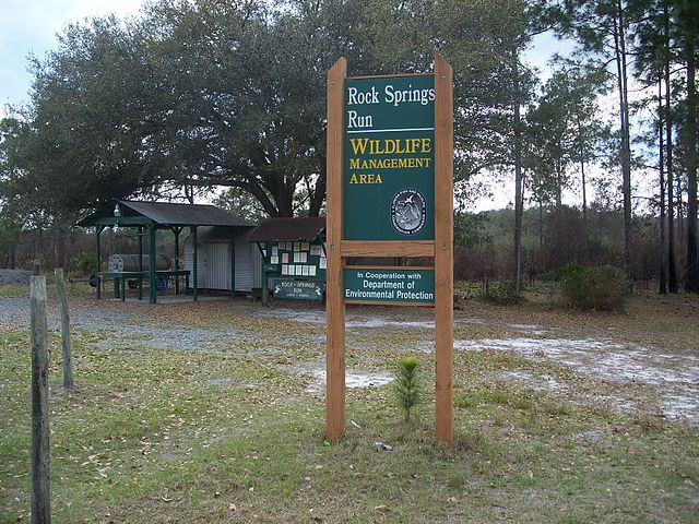 Welcome Sign at Rock Springs Run / Wikipedia / Ebyabe
Link: https://en.wikipedia.org/wiki/Rock_Springs_Run_State_Reserve#/media/File:Rock_Springs_Run_Preserve_SP01.jpg