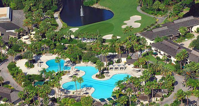 Crystal-Clear Pool at the Saddlebrook Resort / Wikimedia Commons / SBPrep
Link: https://commons.wikimedia.org/wiki/File:Saddlebrook_Resort.jpg