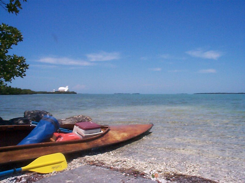 Kayaker Parked on Tarpon Belly Key / Flickr / Mangrove Mike
Link: https://www.flickr.com/photos/8632225@N08/1056834141/in/photolist-eMTCnU-eMGb4e-9wXFgL-5L1bBp-2BoxYi-j5fkH5-nAh7s7-24rn3B5-9qUrtL-9qRrMM-9qUrNf-9qRsB4-9qUrgj-9qUrEb-9qUuns-9qUpiY-9qRuJt-9qUtD3-9qUuwf-9qRvix-5Rwb3e-9wXEuC-5Rwawc-9wXE9G-5RAvv1-5RwbET-9wUFBR-aG7fNe-21Kr7Hs-4RaBzm-4ScSFP-5Rw9ZR-dPvxN6-4R6pHP-5L19pZ-dPvzQ8-4R6pDM-9ZvtUm-owi5AP-4R6pwB-dPBdgj-4Sh4DS-4R6pAr-5L19Qg-4R6pPx-dPBdJu-5L5orY-eR4KFX-5L5q8S-MZhjFv/