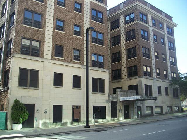 Street View of The Ambassador Hotel / Wikipedia / Ebyabe
Link: https://en.wikipedia.org/wiki/Ambassador_Hotel_(Jacksonville)#/media/File:Jax_FL_310_West_Church_Street_Apts02.jpg