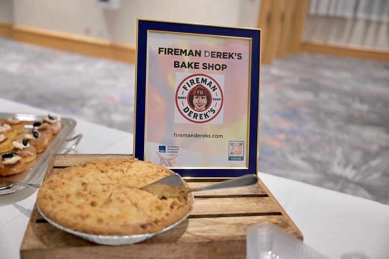 Celebrate happiness with Fireman Derek's Bake Shop / Flickr / Diabetes Research Institute
Link:
https://www.flickr.com/photos/196685277@N05/52846194934/