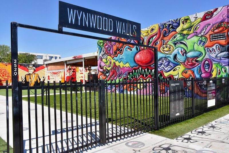 Wynwood Walls / Flickr / jpellgen (@1179_jp)

Link: https://flic.kr/p/2kUnSTz