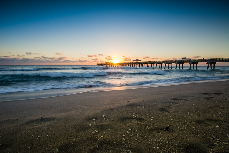 Juno Beach / Flickr / apasciuto

Link: https://flic.kr/p/RbLPSs
