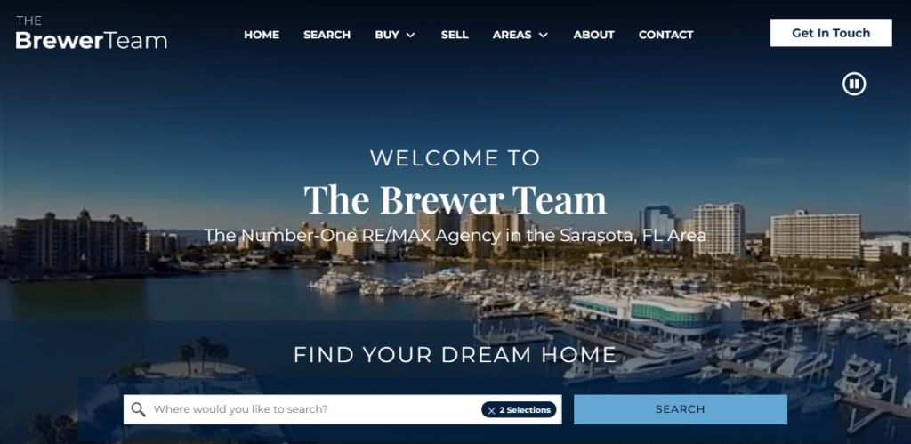 Homepage of The Brewer Team website / leebrewerteam.com 