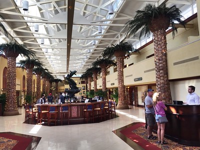 Island Grand a TradeWinds Beach Resort lobby / Flickr / Mark Evans 
Link: https://flic.kr/p/2i8BCRX 
