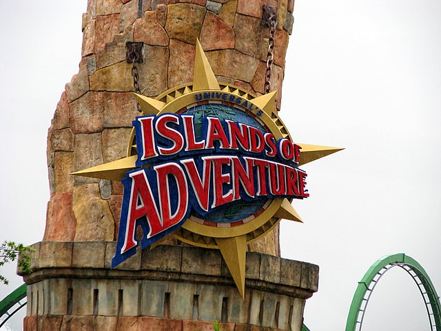 Universal's Island of Adventure / Wikipedia / Robert Linsdell 
Link: https://en.wikipedia.org/wiki/Universal_Islands_of_Adventure#/media/File:Universal_Islands_of_Adventure,_Orlando.jpg 
